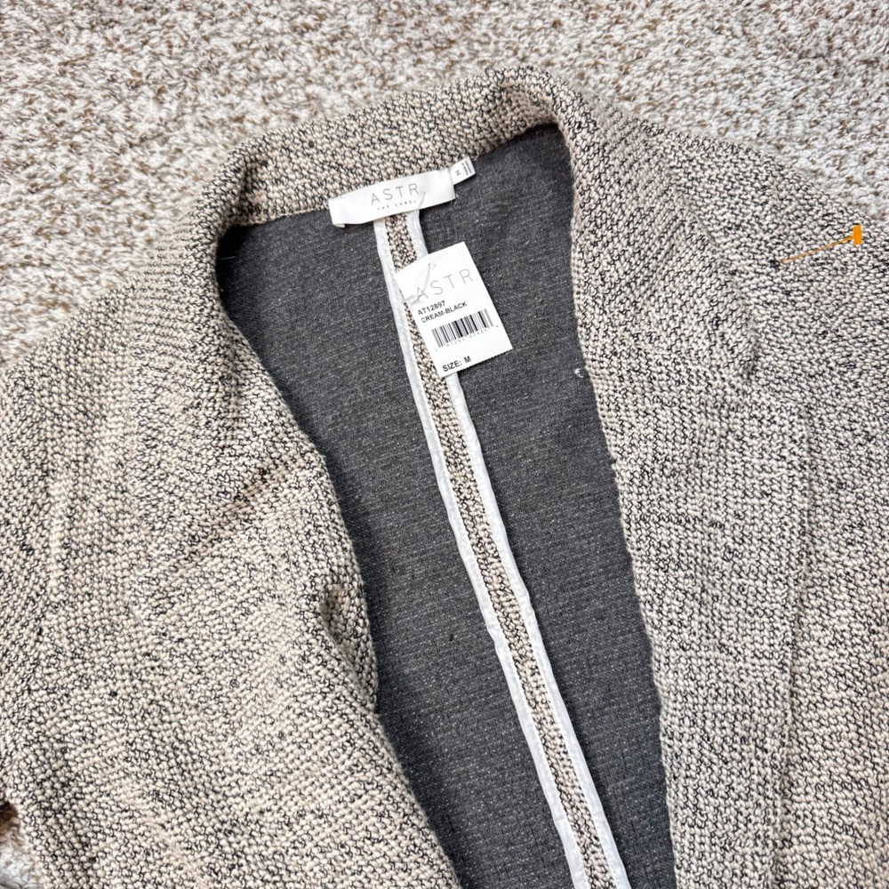 ASTR The Label Women Medium Cream Black Textured Tweed Knit Blazer Jacket Collar